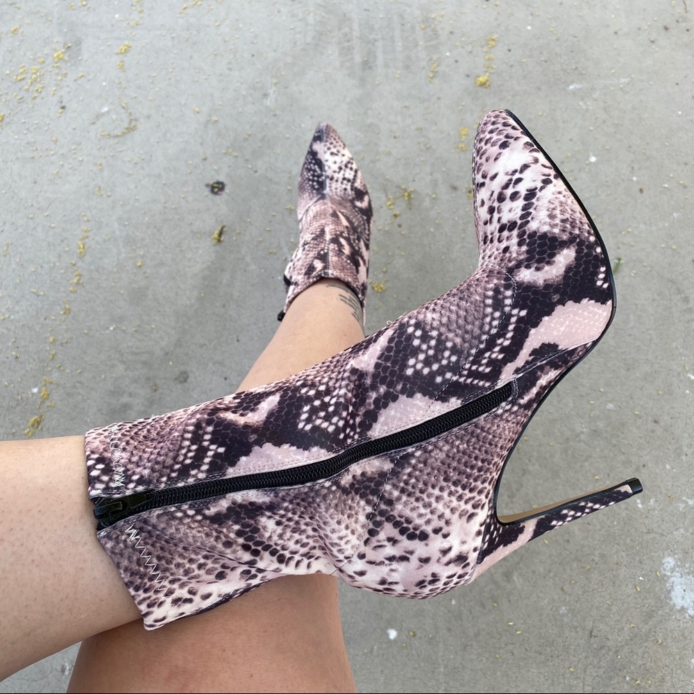 Snake Print Pointed Toe High Heel Zipper Midi Boots